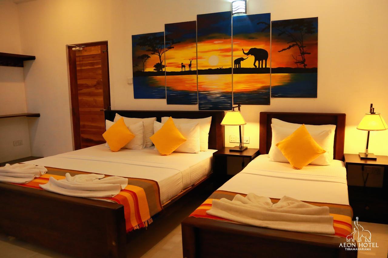 Aeon Hotel Tissamaharama Extérieur photo