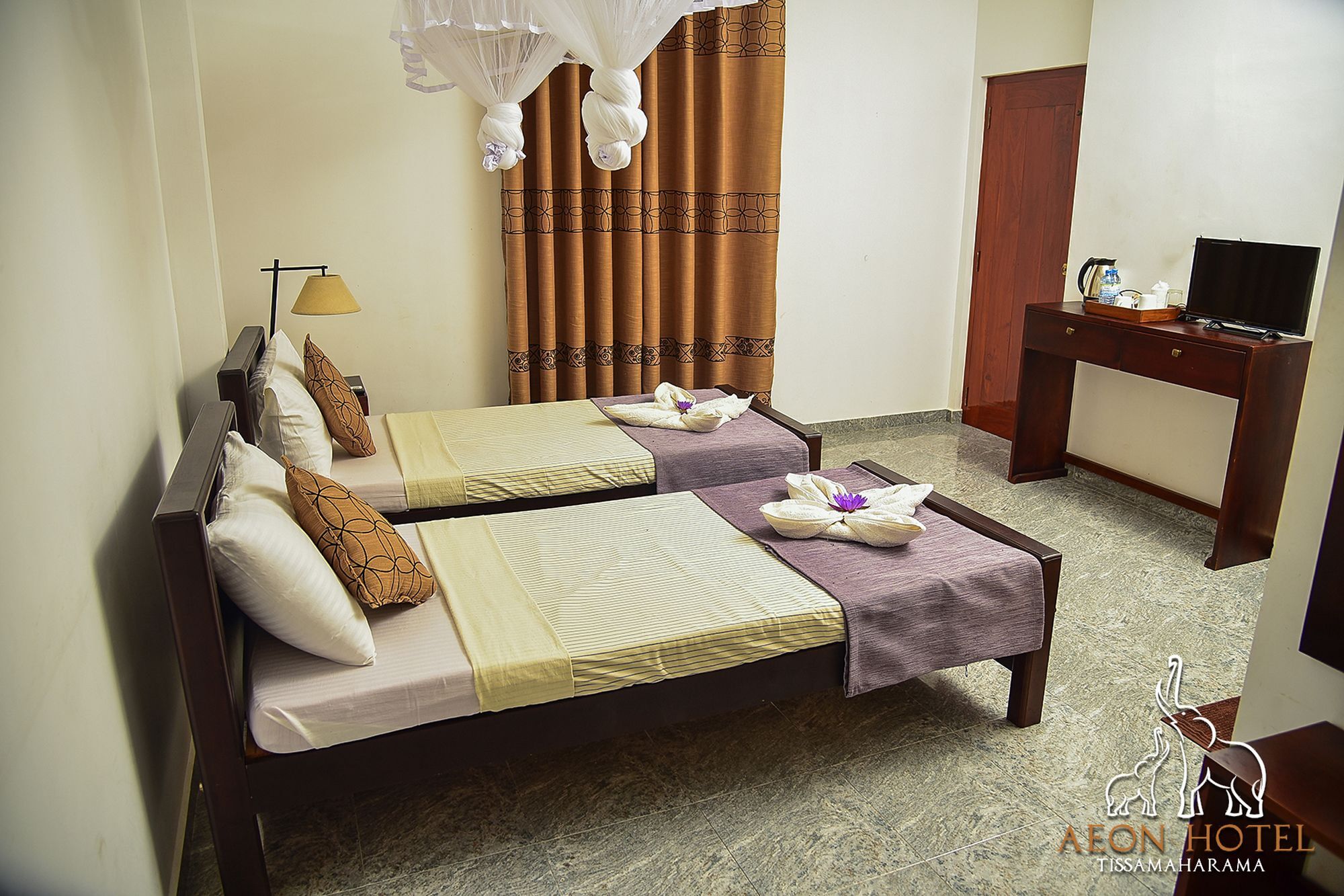 Aeon Hotel Tissamaharama Extérieur photo